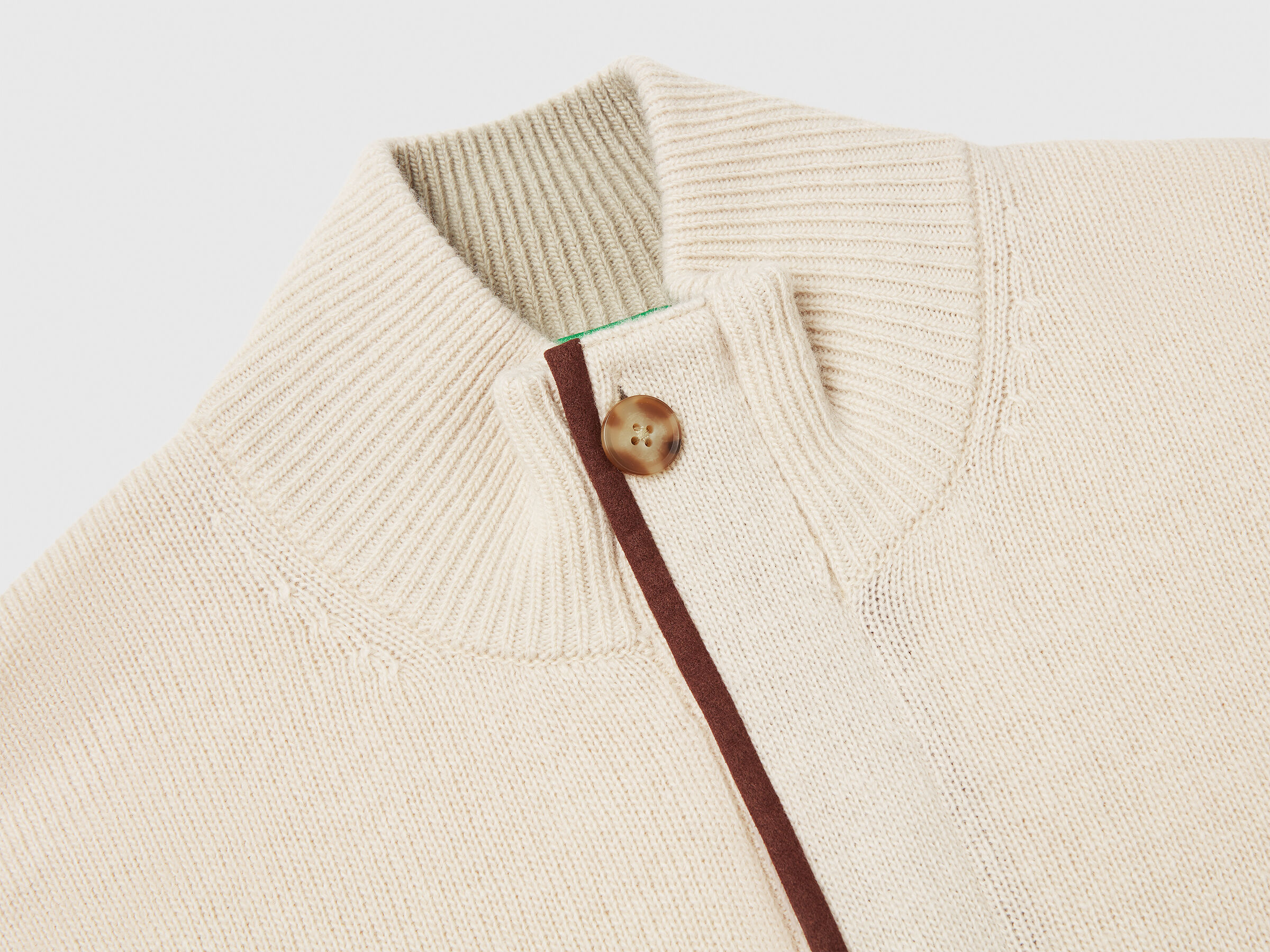 TURTLE NECK SWEATER Homme image number 7